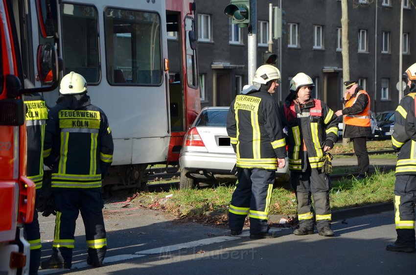 VU Koeln PKW Bahn Amsterdamerstr Friedrich Karlstr P037.JPG